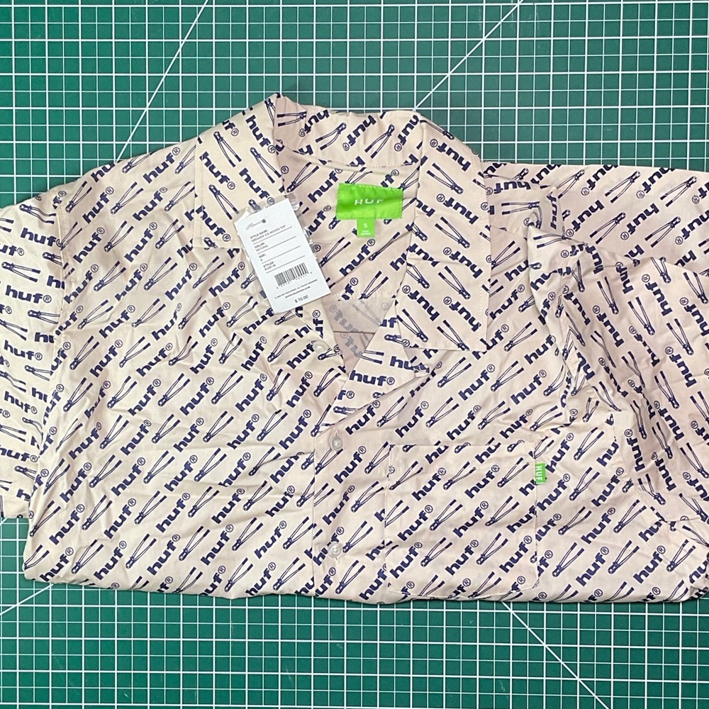 HUF Shirt Men’s Small